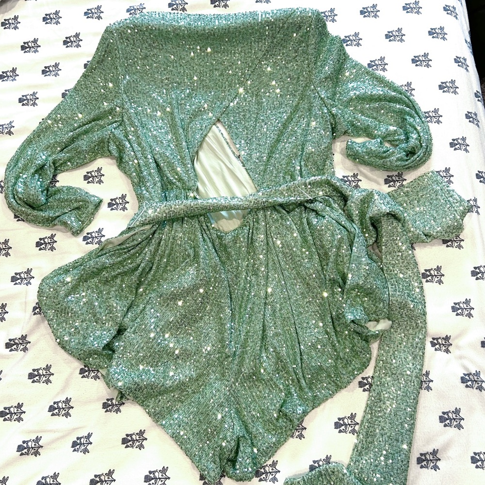 Melissa Mercedes x ELOQUII Green Sequin Romper|Size 22 - Picture 3 of 5